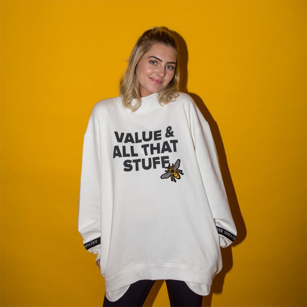 NWOT Oversized white sweatshirt s